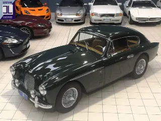 Foto 3 di 60: ASTON MARTIN DB2/4 1957