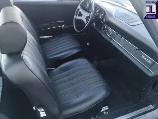 Foto 35 di 110: PORSCHE 911 2.200 E TARGA 1971