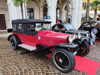 Foto 78 di 132: LANCIA LAMBDA s7 TORPEDO 1927