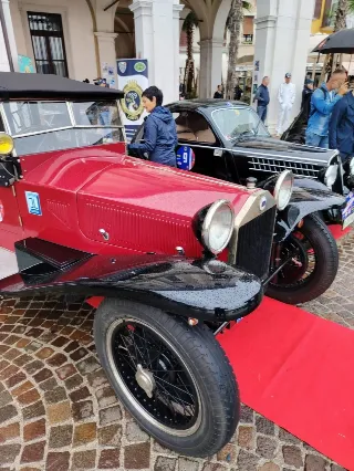 Foto 83 di 132: LANCIA LAMBDA s7 TORPEDO 1927