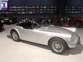 Foto 10 di 38: DAIMLER SP 250 DART 1960