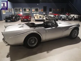 Foto 8 di 38: DAIMLER SP 250 DART 1960