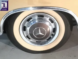 Foto 19 di 57: MERCEDES 220S CABRIOLET 1959
