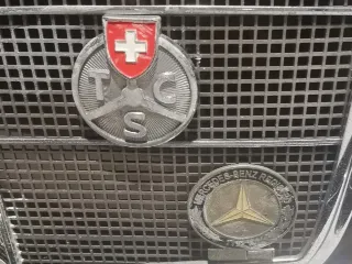 Foto 35 di 57: MERCEDES 220S CABRIOLET 1959