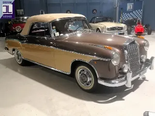 Foto 6 di 57: MERCEDES 220S CABRIOLET 1959