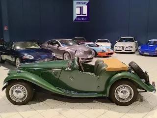 Foto 4 di 43: MG TF 1250-1954