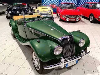 Foto 7 di 43: MG TF 1250-1954