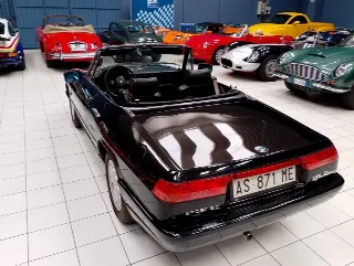 Foto 12 di 55: ALFA ROMEO SPIDER 2000 S.4 1993