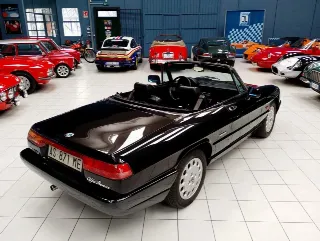 Foto 14 di 55: ALFA ROMEO SPIDER 2000 S.4 1993
