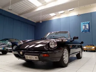 Foto 7 di 55: ALFA ROMEO SPIDER 2000 S.4 1993