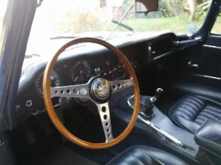 Foto 16 di 385: JAGUAR E TYPE 4.2 ROADSTER S1 1965