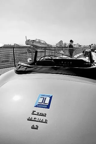 Foto 202 di 385: JAGUAR E TYPE 4.2 ROADSTER S1 1965