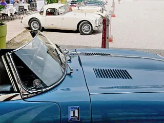 Foto 223 di 385: JAGUAR E TYPE 4.2 ROADSTER S1 1965