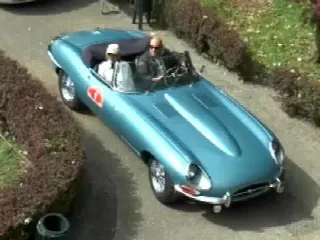 Foto 228 di 385: JAGUAR E TYPE 4.2 ROADSTER S1 1965