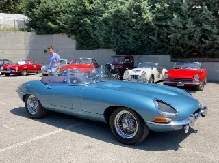 Foto 267 di 385: JAGUAR E TYPE 4.2 ROADSTER S1 1965