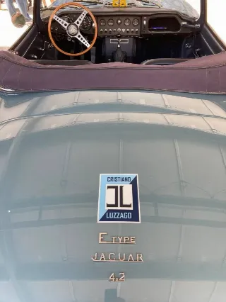 Foto 272 di 385: JAGUAR E TYPE 4.2 ROADSTER S1 1965