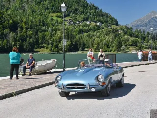 Foto 297 di 385: JAGUAR E TYPE 4.2 ROADSTER S1 1965