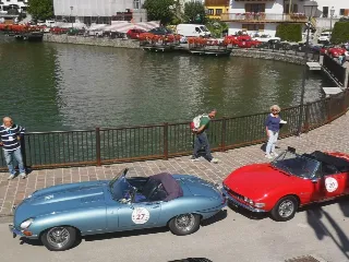 Foto 305 di 385: JAGUAR E TYPE 4.2 ROADSTER S1 1965