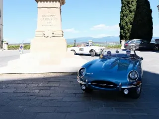 Foto 353 di 385: JAGUAR E TYPE 4.2 ROADSTER S1 1965