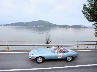 Foto 364 di 385: JAGUAR E TYPE 4.2 ROADSTER S1 1965
