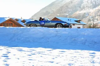 Foto 51 di 385: JAGUAR E TYPE 4.2 ROADSTER S1 1965