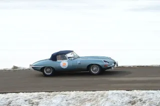 Foto 85 di 385: JAGUAR E TYPE 4.2 ROADSTER S1 1965