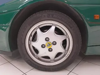 Foto 37 di 46: LOTUS ELAN 1.6 TURBO 1992