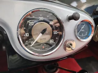 Foto 36 di 224: AUSTIN HEALEY 100-4 BN2 1956
