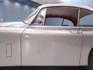 Foto 19 di 80: JAGUAR XK 150 FHC 3.4 LITRE 1958