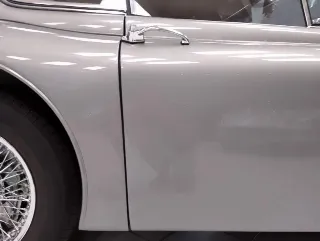 Foto 22 di 80: JAGUAR XK 150 FHC 3.4 LITRE 1958
