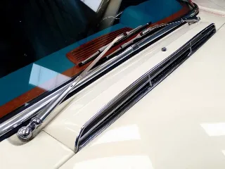 Foto 22 di 99: MERCEDES BENZ  230 SL PAGODA 1965