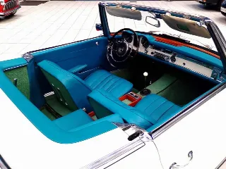 Foto 30 di 99: MERCEDES BENZ  230 SL PAGODA 1965
