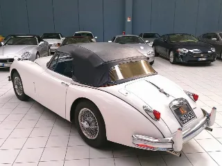 Foto 11 di 85: JAGUAR XK 150 3.4 DHC RHD AUTOMATIC