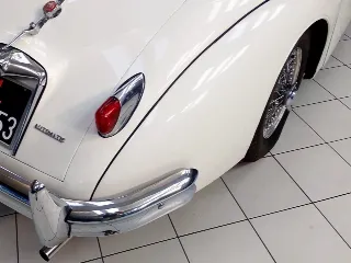 Foto 19 di 85: JAGUAR XK 150 3.4 DHC RHD AUTOMATIC