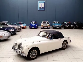 Foto 45 di 85: JAGUAR XK 150 3.4 DHC RHD AUTOMATIC