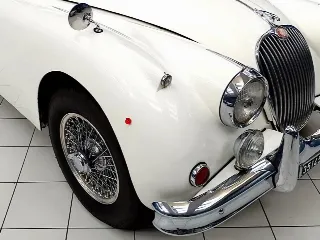 Foto 56 di 85: JAGUAR XK 150 3.4 DHC RHD AUTOMATIC