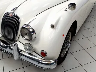 Foto 57 di 85: JAGUAR XK 150 3.4 DHC RHD AUTOMATIC