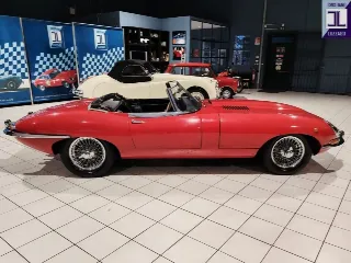 Foto 10 di 33: JAGUAR E TYPE 3.8 OTS 1965