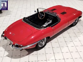 Foto 8 di 33: JAGUAR E TYPE 3.8 OTS 1965