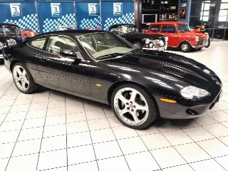 Foto 11 di 68: JAGUAR XK R COUPE 1998