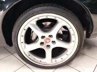Foto 20 di 68: JAGUAR XK R COUPE 1998