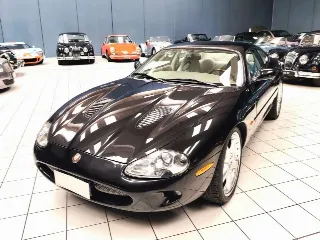 Foto 4 di 68: JAGUAR XK R COUPE 1998