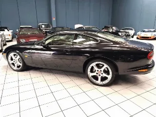 Foto 7 di 68: JAGUAR XK R COUPE 1998
