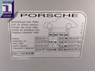 Foto 84 di 95: PORSCHE 996-610 CARRERA 4 CABRIOLET 1999