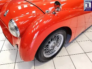 Foto 18 di 57: TRIUMPH TR2 LONG DOOR 1954