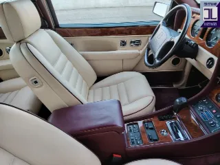 Foto 47 di 97: BENTLEY CONTINENTAL S 1995