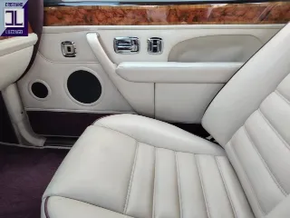 Foto 74 di 97: BENTLEY CONTINENTAL S 1995