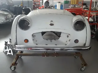 Foto 152 di 487: TRIUMPH TR3 SPORT 1955 ELEGGIBILE 1000 MIGLIA