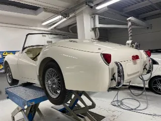 Foto 261 di 487: TRIUMPH TR3 SPORT 1955 ELEGGIBILE 1000 MIGLIA