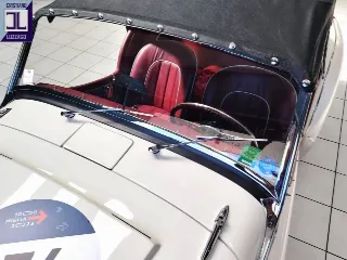Foto 32 di 487: TRIUMPH TR3 SPORT 1955 ELEGGIBILE 1000 MIGLIA